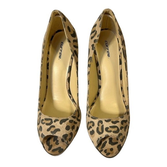 Curfew Shoes - Curfew Leopard Print Peep Toe Heels. Size 8